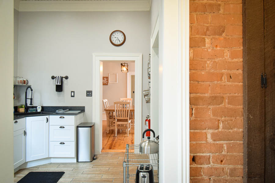 kitchen and dining room fully equipped